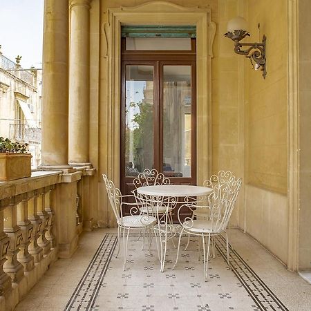 Cavour Apartments By Wonderful Italy โนโต ภายนอก รูปภาพ