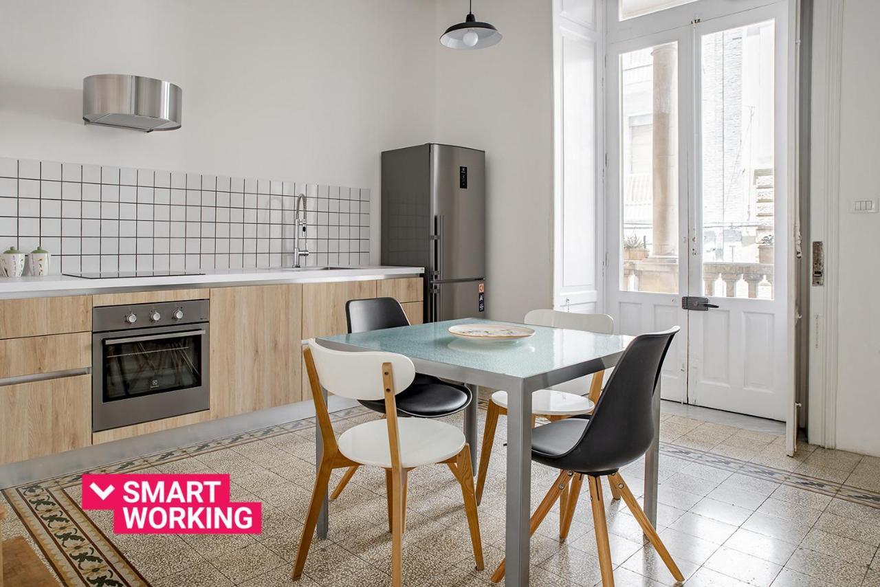 Cavour Apartments By Wonderful Italy โนโต ภายนอก รูปภาพ